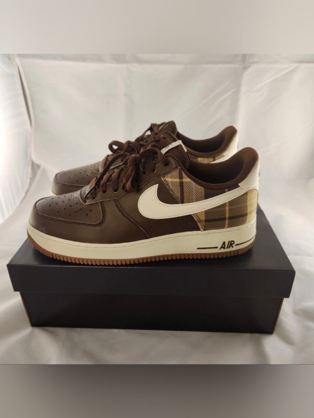 New Men's Size 7 Nike Air Force One '07 AF1 Brown Plaid